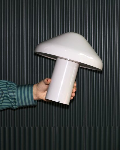HY PAO PORTABLE TABLE LAMP - Image 15