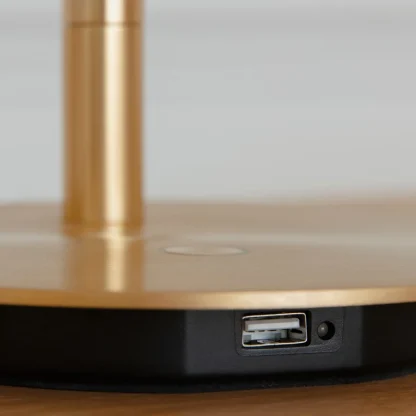 VI OMNI TABLE LAMP W/ USB CHARGING - Image 10