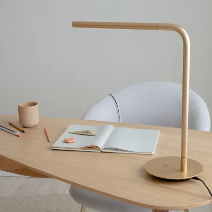 VI OMNI TABLE LAMP W/ USB CHARGING - Image 3