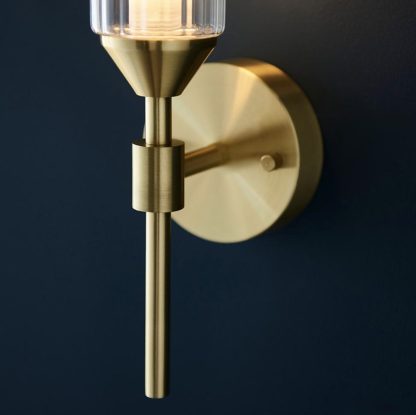 EL SATIN BRASS WALL LIGHT - Image 3