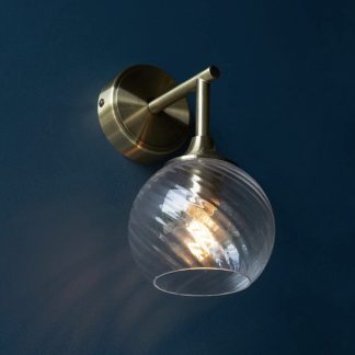 allegra-wall-lamp-02